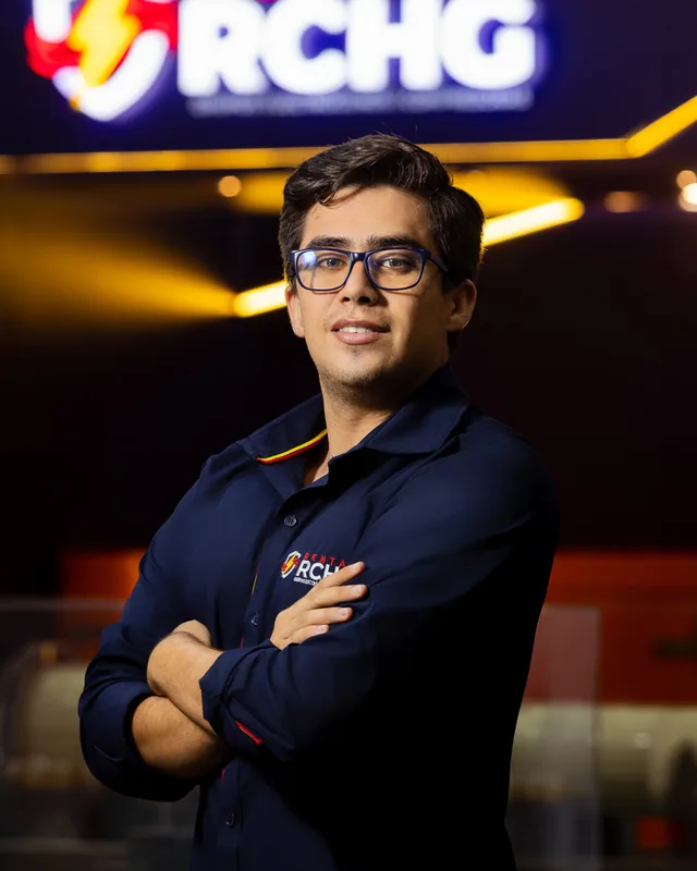 Nickolas Moebius, gerente de marketing de Rental RCHG